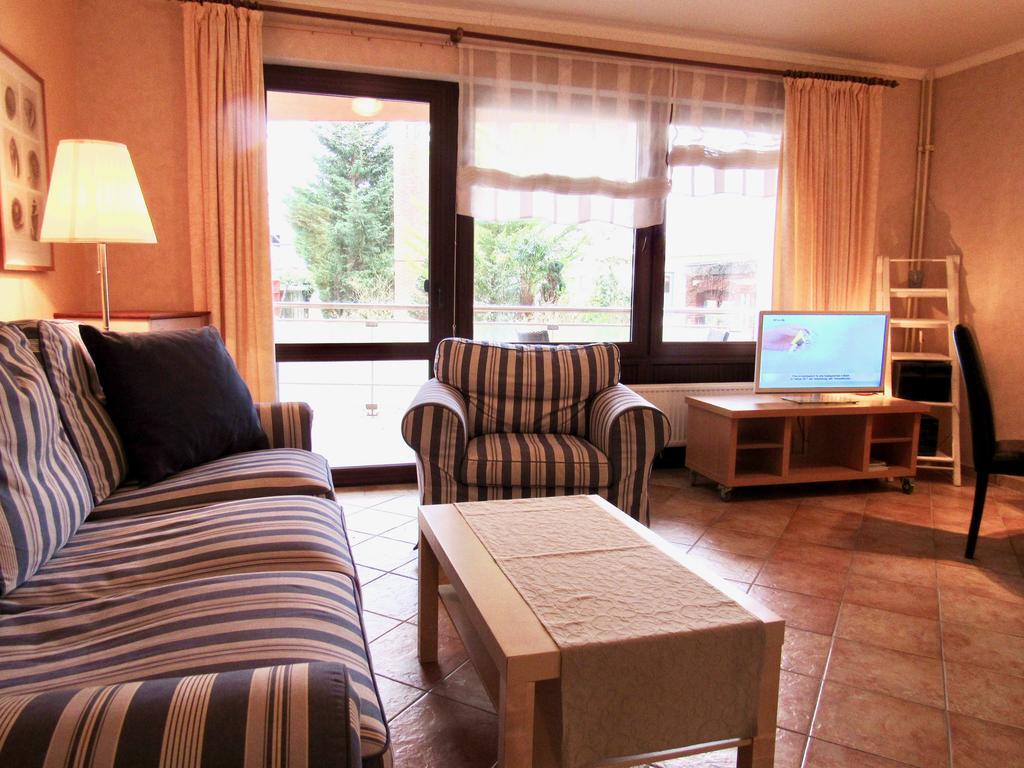 Haus Silbermowe 03 Apartment Wyk auf Föhr Екстериор снимка